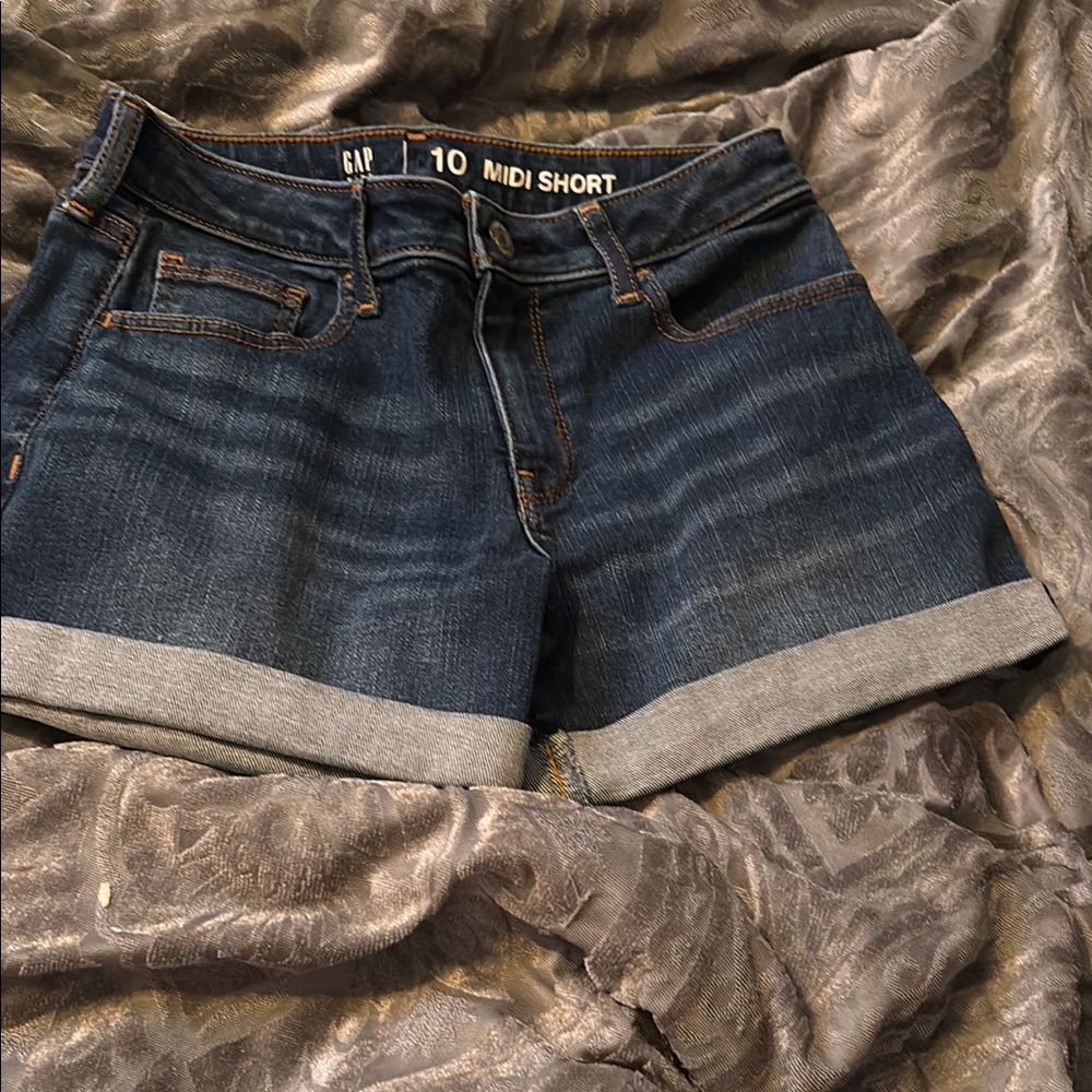 GAP Women's Blue Denim Midi Shorts